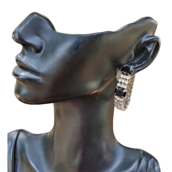 Vintage 50s Black And White Rhinestone Wrap Around Clip Earrings - Picture 2 of 8